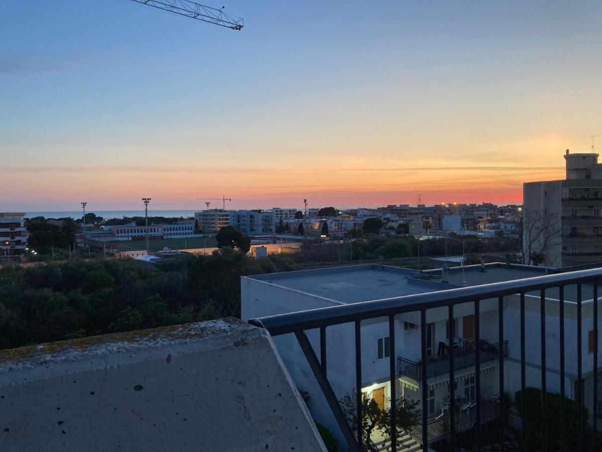 Wanderlust House Hotel Bari Exterior photo